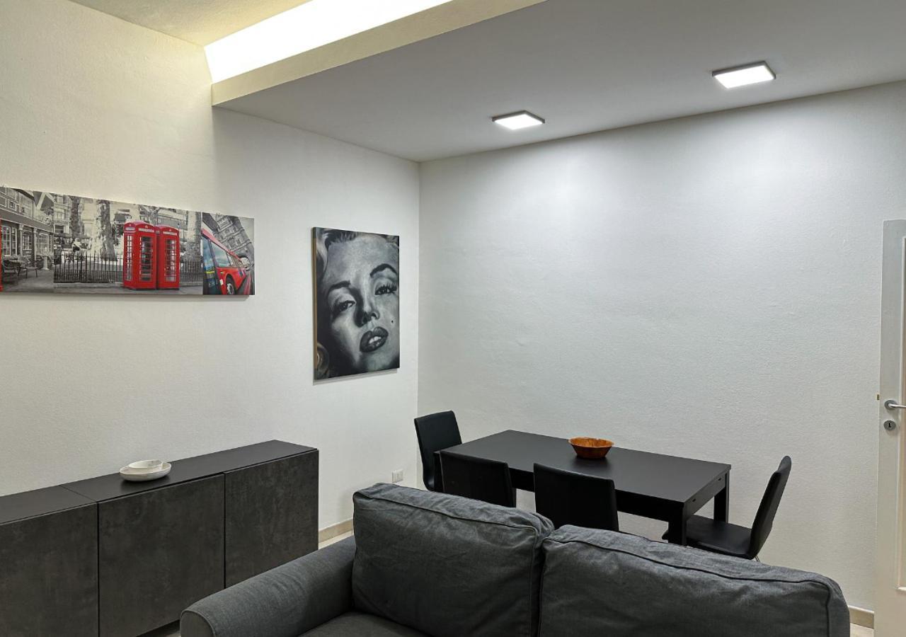Modern Cenisio Apartment - Self Check-In & Parking Milano Eksteriør billede