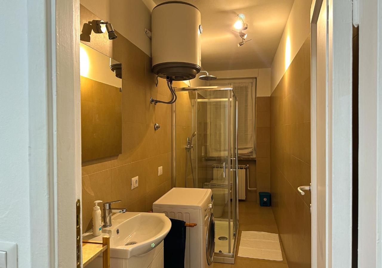 Modern Cenisio Apartment - Self Check-In & Parking Milano Eksteriør billede