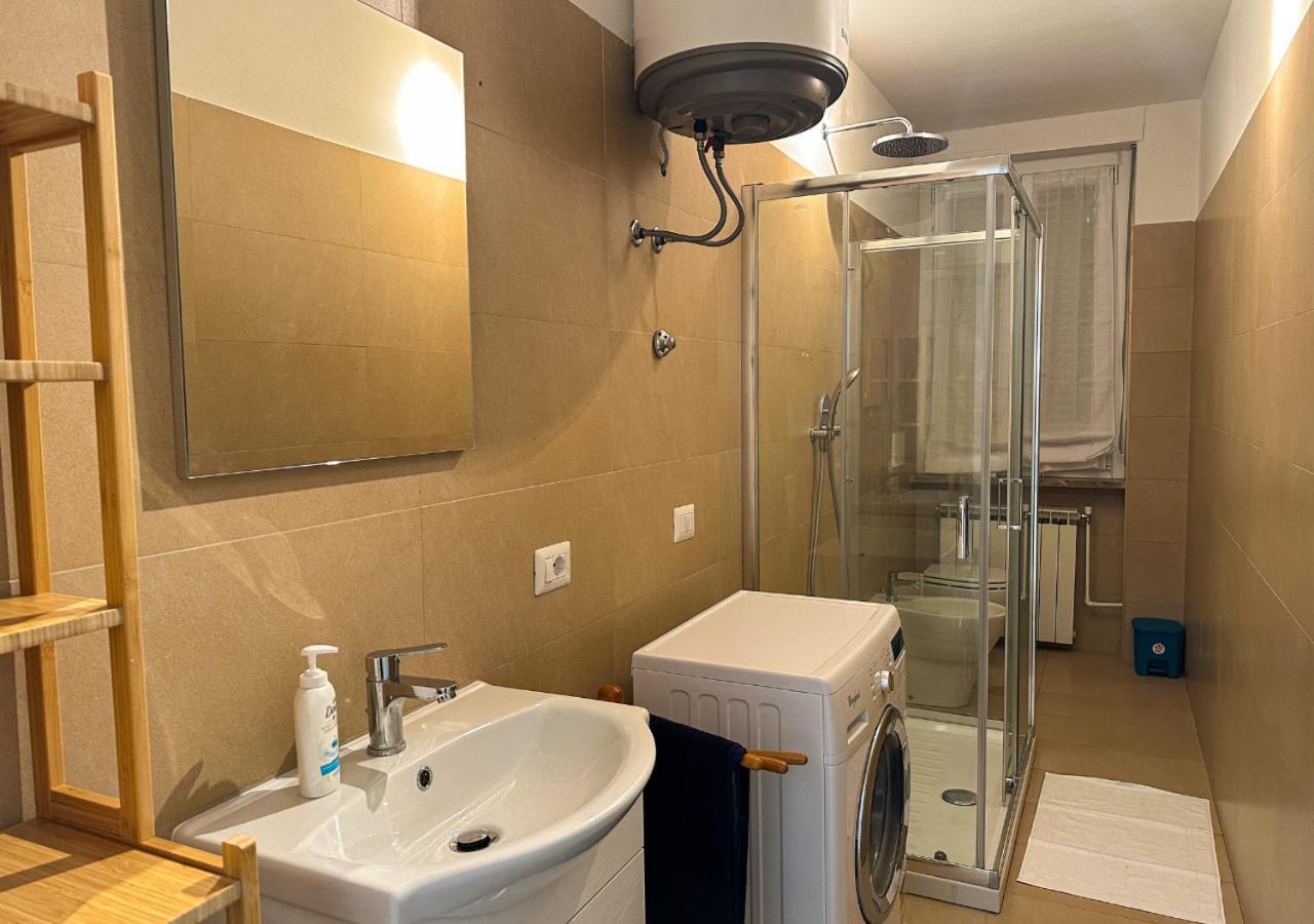Modern Cenisio Apartment - Self Check-In & Parking Milano Eksteriør billede